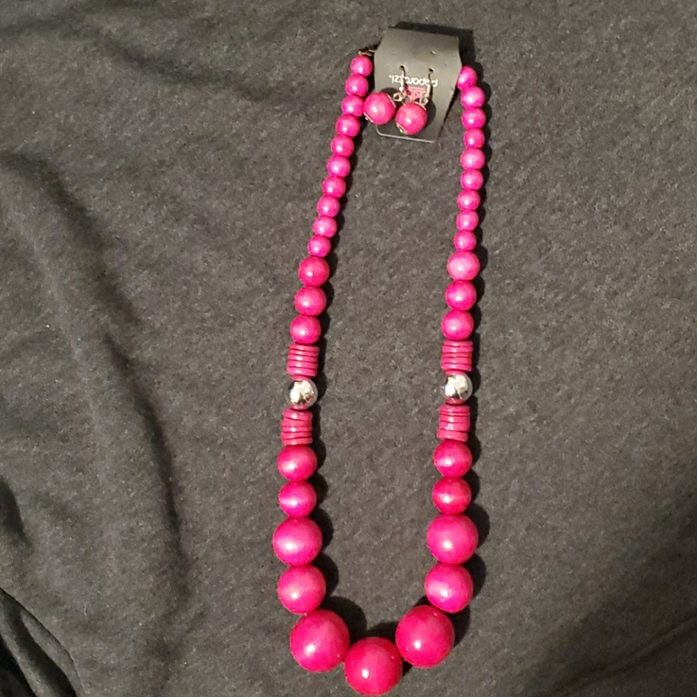 Necklace with earrings